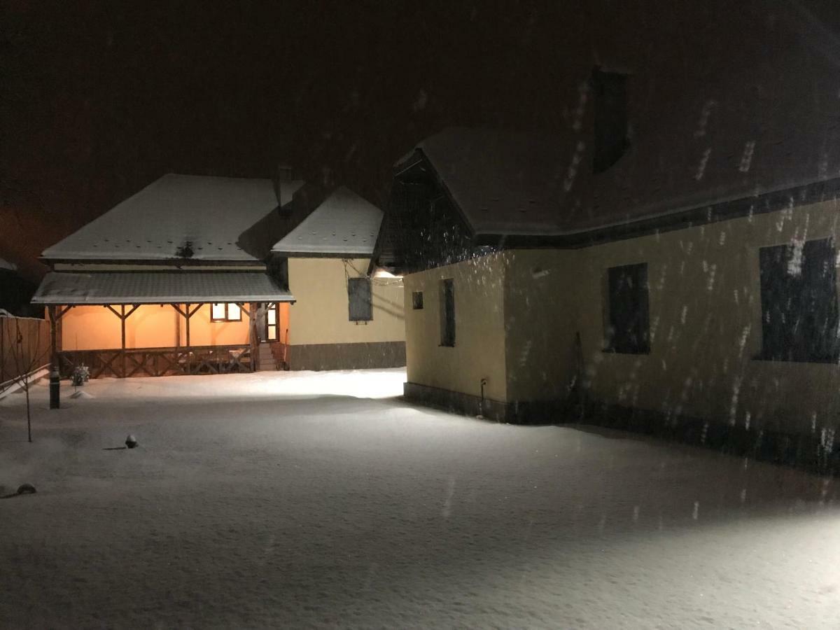 Casa Pricas Villa Moieciu de Jos Dış mekan fotoğraf