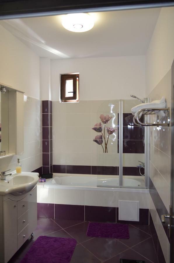 Casa Pricas Villa Moieciu de Jos Dış mekan fotoğraf